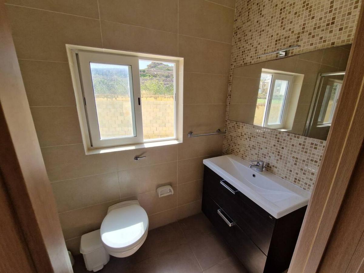 Апартаменты Seabreeze Casablanca Flat Zebbug  Экстерьер фото